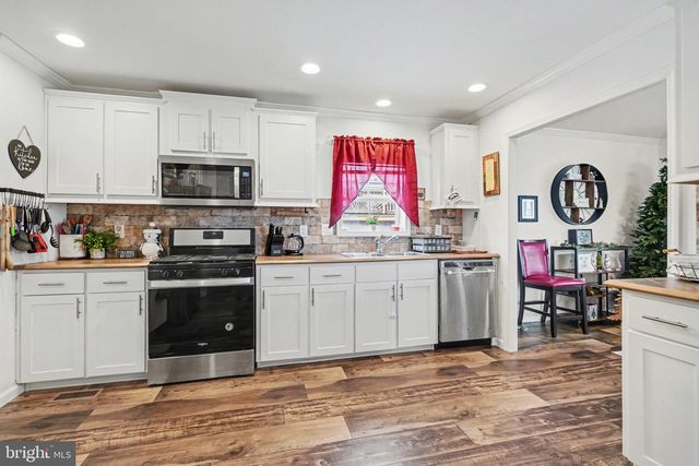 10 NORTHVIEW DR, Carlisle, PA 17013