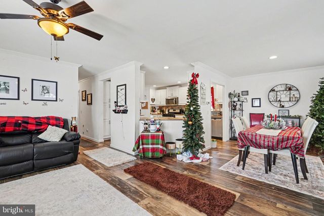 10 NORTHVIEW DR, Carlisle, PA 17013