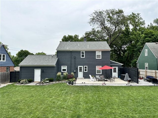 5812 Newton Street, Overland Park, KS 66202