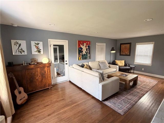 5812 Newton Street, Overland Park, KS 66202