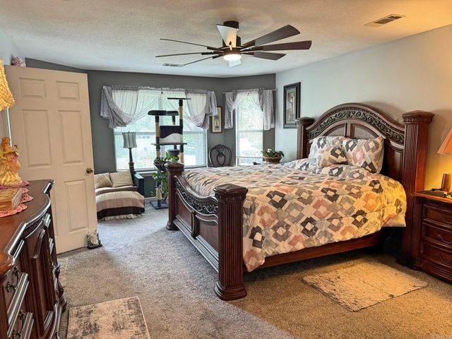 103 S Grover Ave, Mountain View, AR 72560