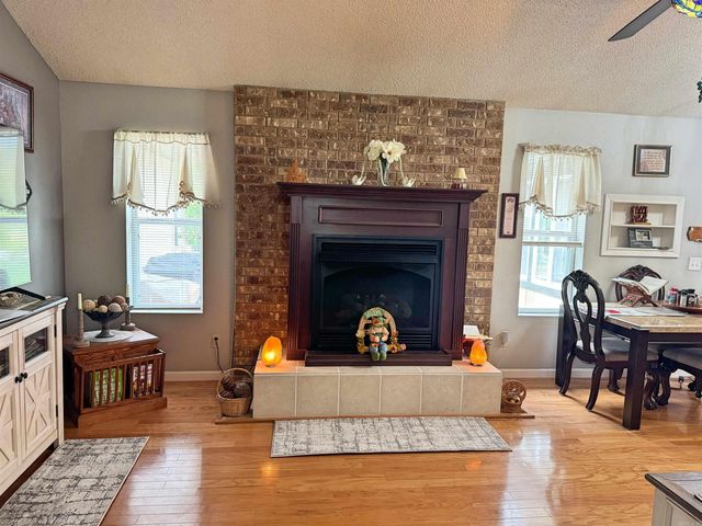 103 S Grover Ave, Mountain View, AR 72560