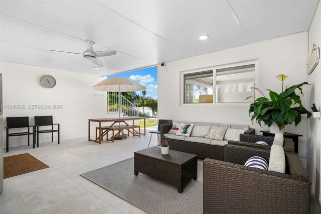 7770 Hawthorne Avenue, Miami Beach, FL 33141