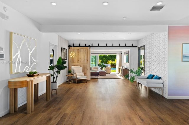 7770 Hawthorne Avenue, Miami Beach, FL 33141
