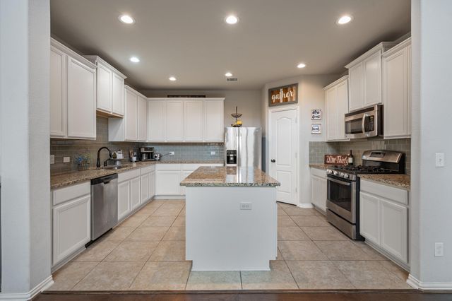 108 Peggy DR, Liberty Hill, TX 78642