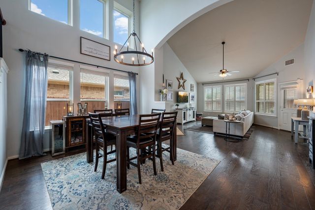 108 Peggy DR, Liberty Hill, TX 78642