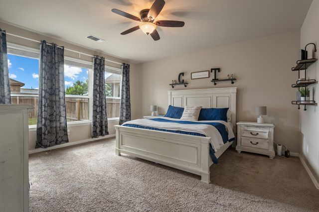 108 Peggy DR, Liberty Hill, TX 78642