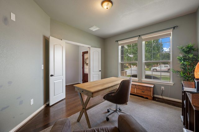 108 Peggy DR, Liberty Hill, TX 78642