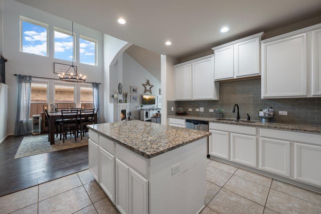 108 Peggy DR, Liberty Hill, TX 78642