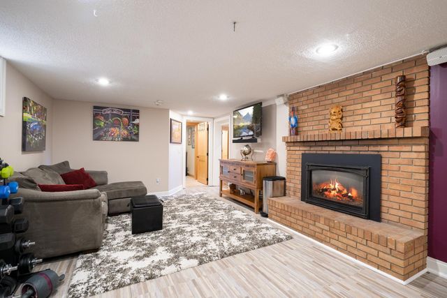 1400 Maryland Avenue S, Saint Louis Park, MN 55426