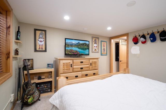 1400 Maryland Avenue S, Saint Louis Park, MN 55426