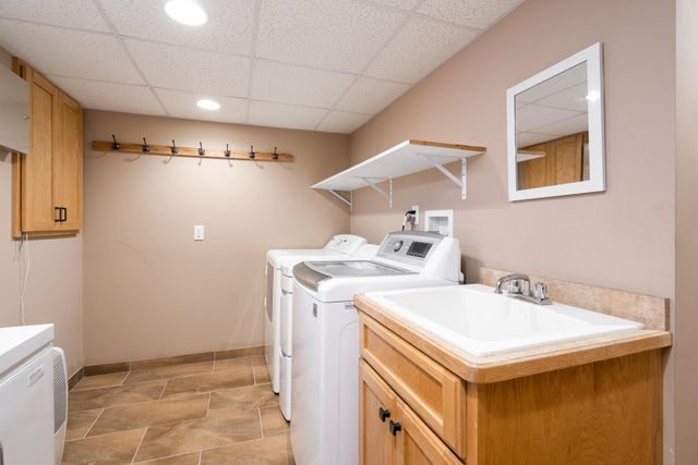 1400 Maryland Avenue S, Saint Louis Park, MN 55426