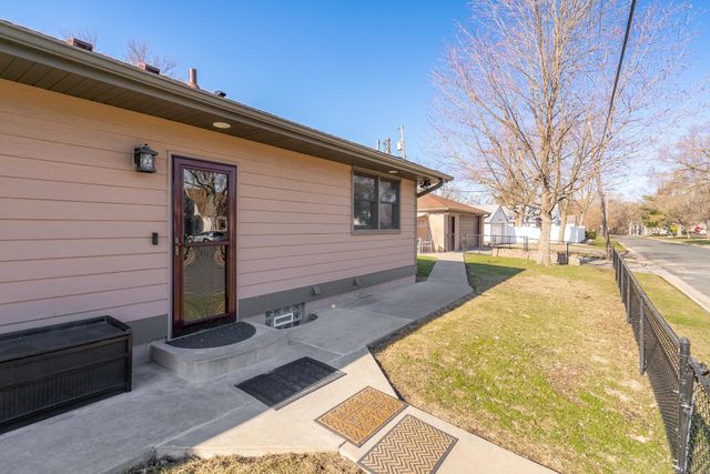 1400 Maryland Avenue S, Saint Louis Park, MN 55426