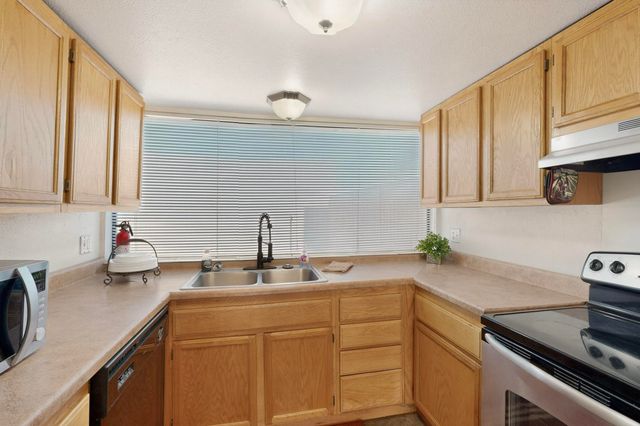 2700 Vista Grande Drive NW UNIT 1, Albuquerque, NM 87120