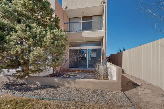 2700 Vista Grande Drive NW UNIT 1, Albuquerque, NM 87120