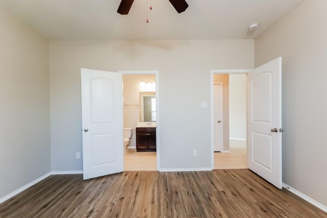 5647 Claymore Meadow Lane, Spring, TX 77389