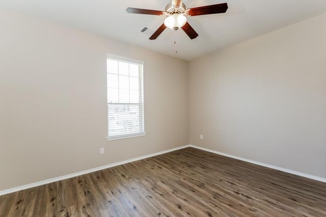 5647 Claymore Meadow Lane, Spring, TX 77389