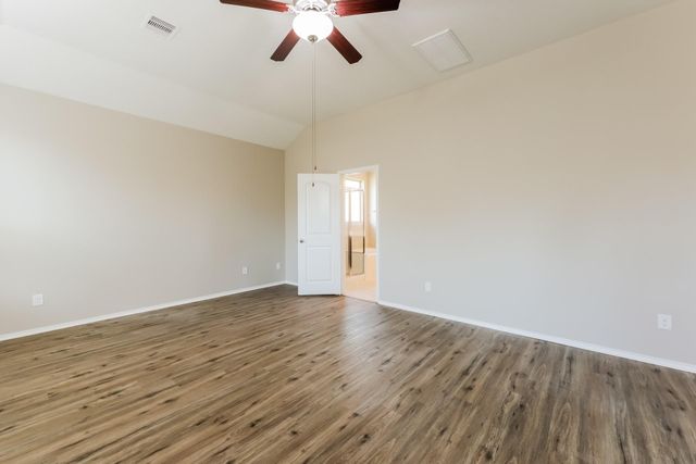 5647 Claymore Meadow Lane, Spring, TX 77389