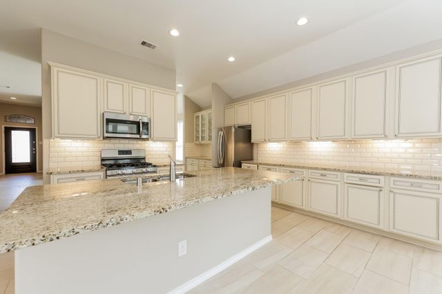 5647 Claymore Meadow Lane, Spring, TX 77389