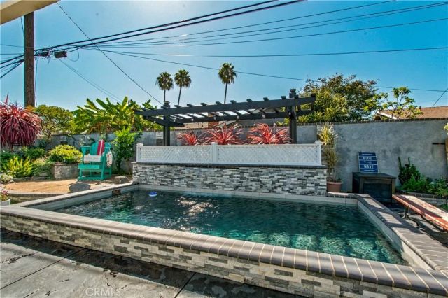 8172 Kiner, Huntington Beach, CA 92646