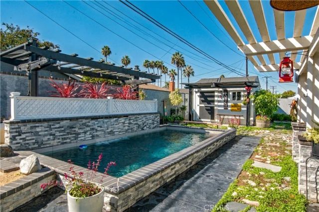 8172 Kiner, Huntington Beach, CA 92646