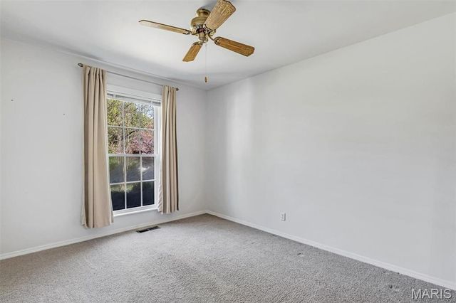 6937 Singingwood Lane, St Louis, MO 63129