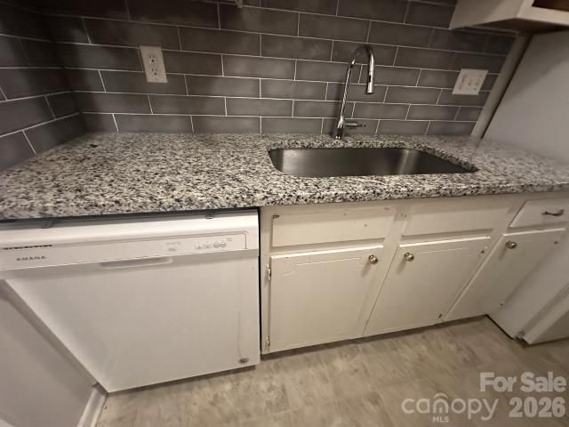 911 Nottingham Drive 19, Gastonia, NC 28054