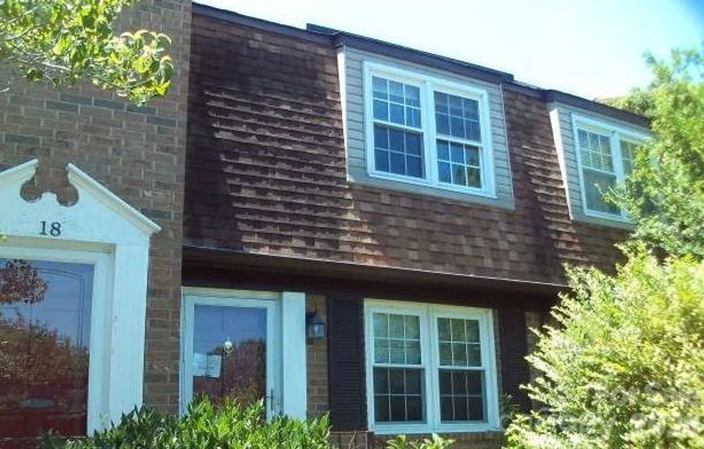 911 Nottingham Drive 19, Gastonia, NC 28054
