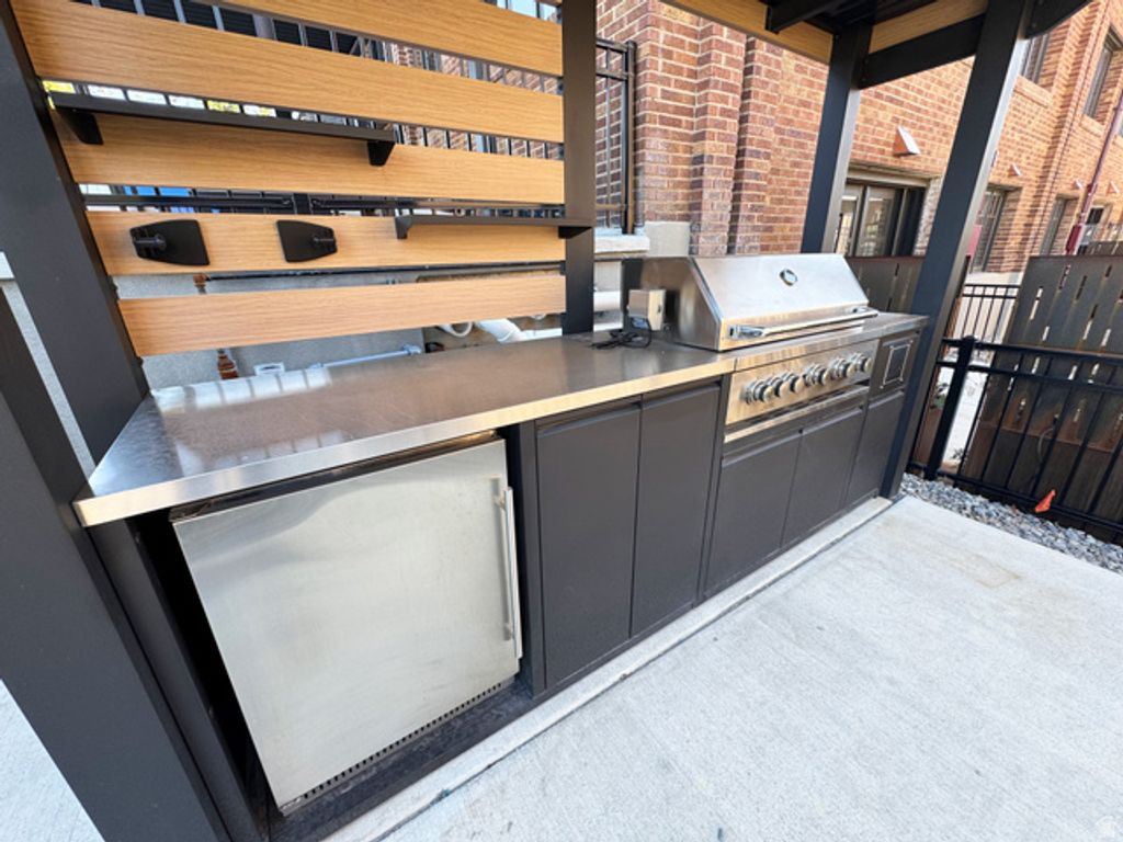 Image 18 of property listing at 155 E SECOND AVE, Salt Lake City, UT 84103