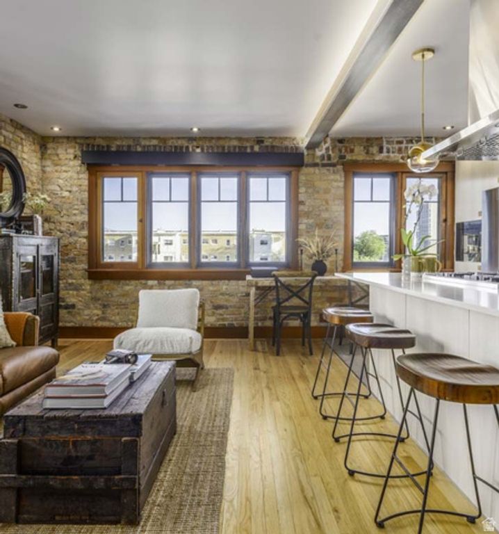 Image 7 of property listing at 155 E SECOND AVE, Salt Lake City, UT 84103