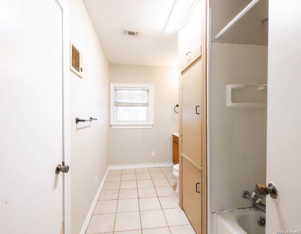 149 carroll, Poth, TX 78147