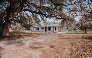 149 carroll, Poth, TX 78147