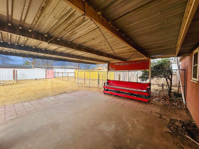 2008 46th Street, Lubbock, TX 79412