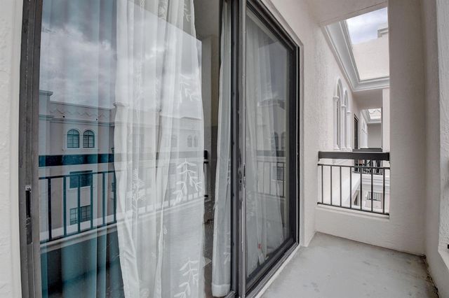 233 S Federal Highway Uph04, Boca Raton, FL 33432