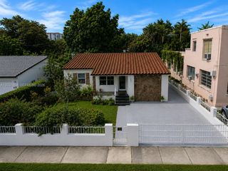 4240 SW 14th Street, Miami, FL 33134