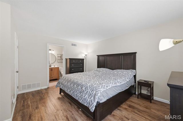 2633 Plantation Point A, St Charles, MO 63303