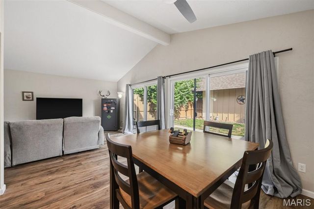 2633 Plantation Point A, St Charles, MO 63303