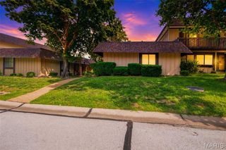 2633 Plantation Point A, St Charles, MO 63303