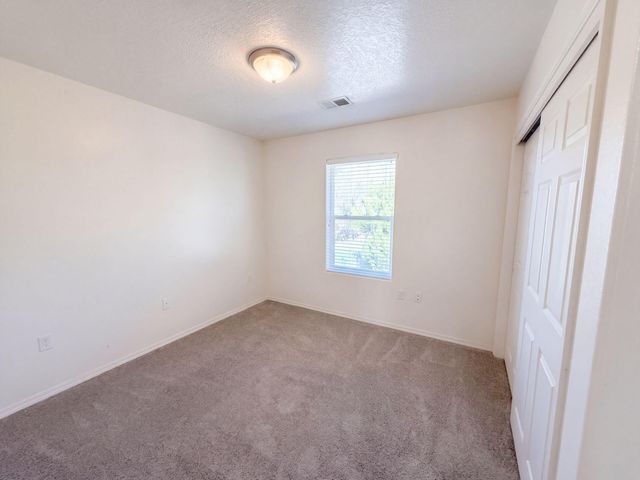 4 Antique Lane SE, Albuquerque, NM 87123