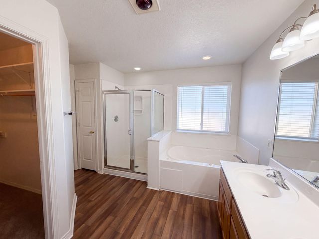 4 Antique Lane SE, Albuquerque, NM 87123