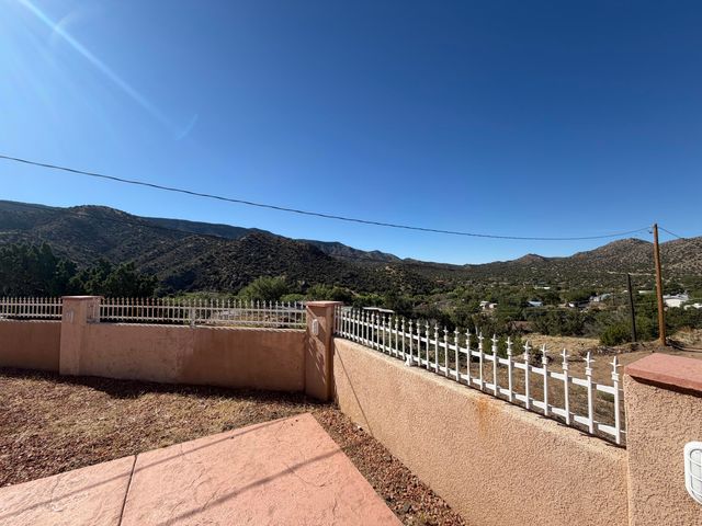 4 Antique Lane SE, Albuquerque, NM 87123