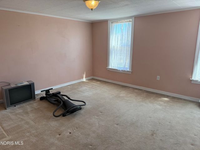 204 Short Street, Northwood, OH 43619