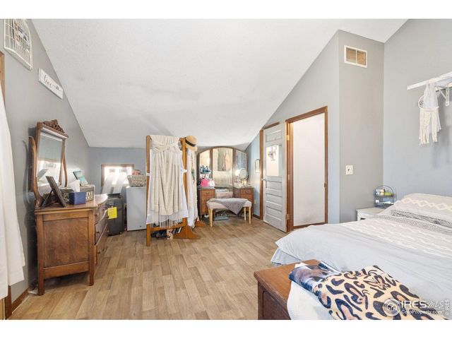 3310 33rd Ave Ct, Greeley, CO 80634