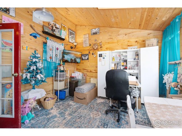 3310 33rd Ave Ct, Greeley, CO 80634