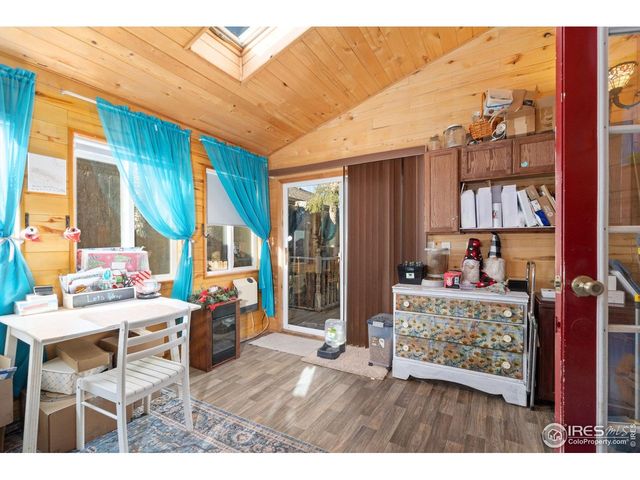 3310 33rd Ave Ct, Greeley, CO 80634