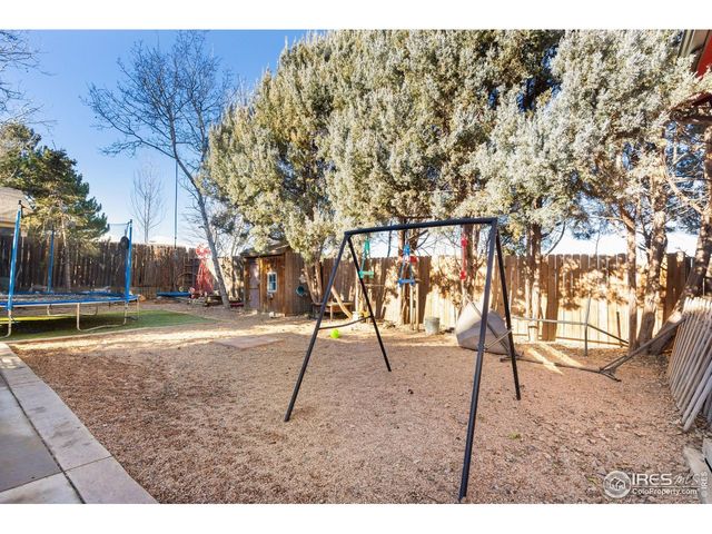 3310 33rd Ave Ct, Greeley, CO 80634