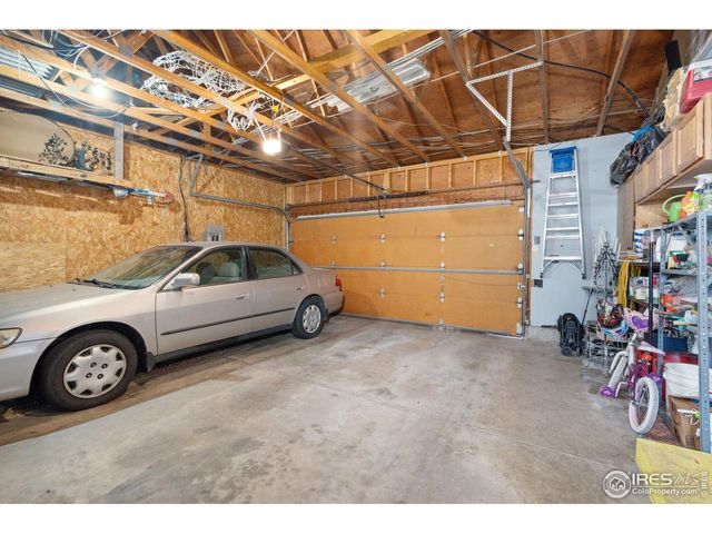 3310 33rd Ave Ct, Greeley, CO 80634