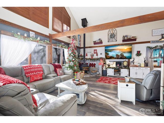 3310 33rd Ave Ct, Greeley, CO 80634