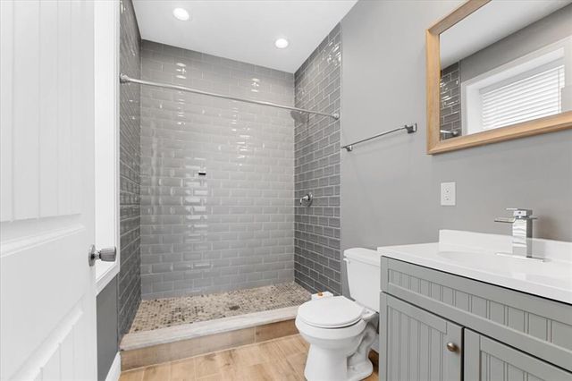 3555 S Spring Avenue, St Louis, MO 63116
