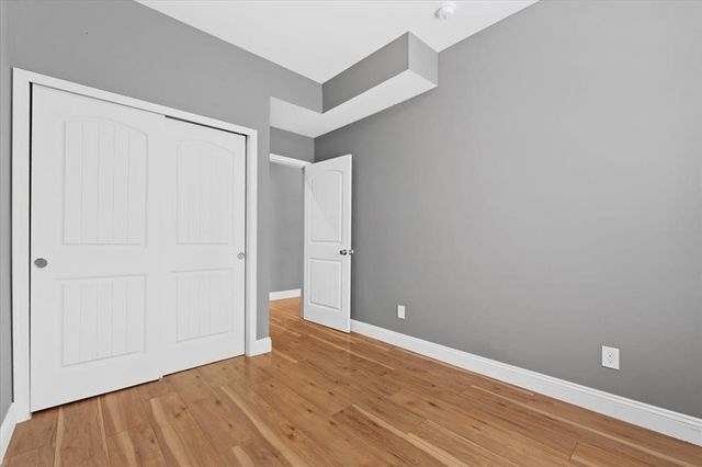 3555 S Spring Avenue, St Louis, MO 63116